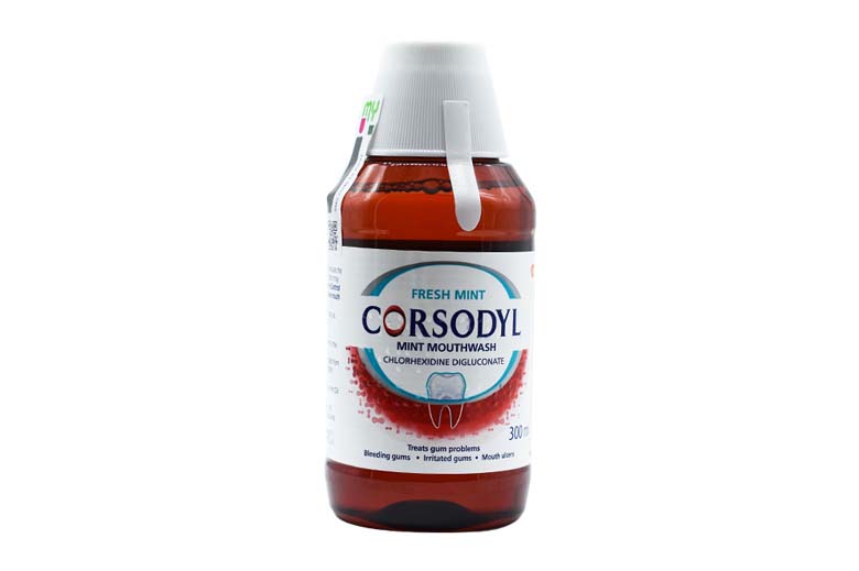 Corsodyl Mouthwash Freshmint 300ml