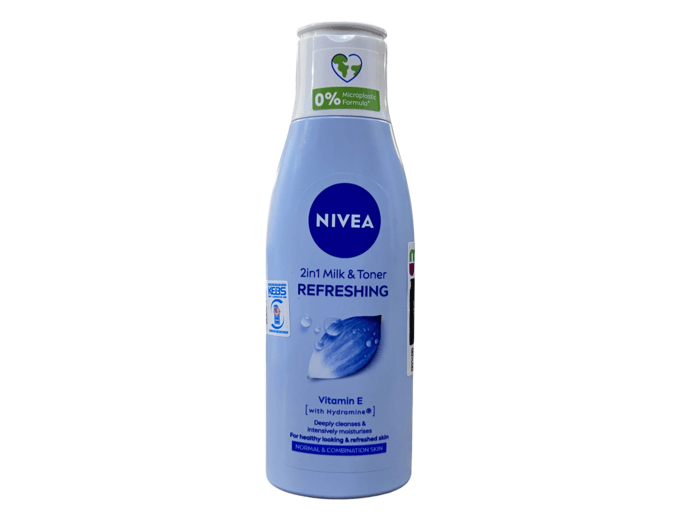 Nivea Refreshing 2 in1 Cleanser & Toner 200ml