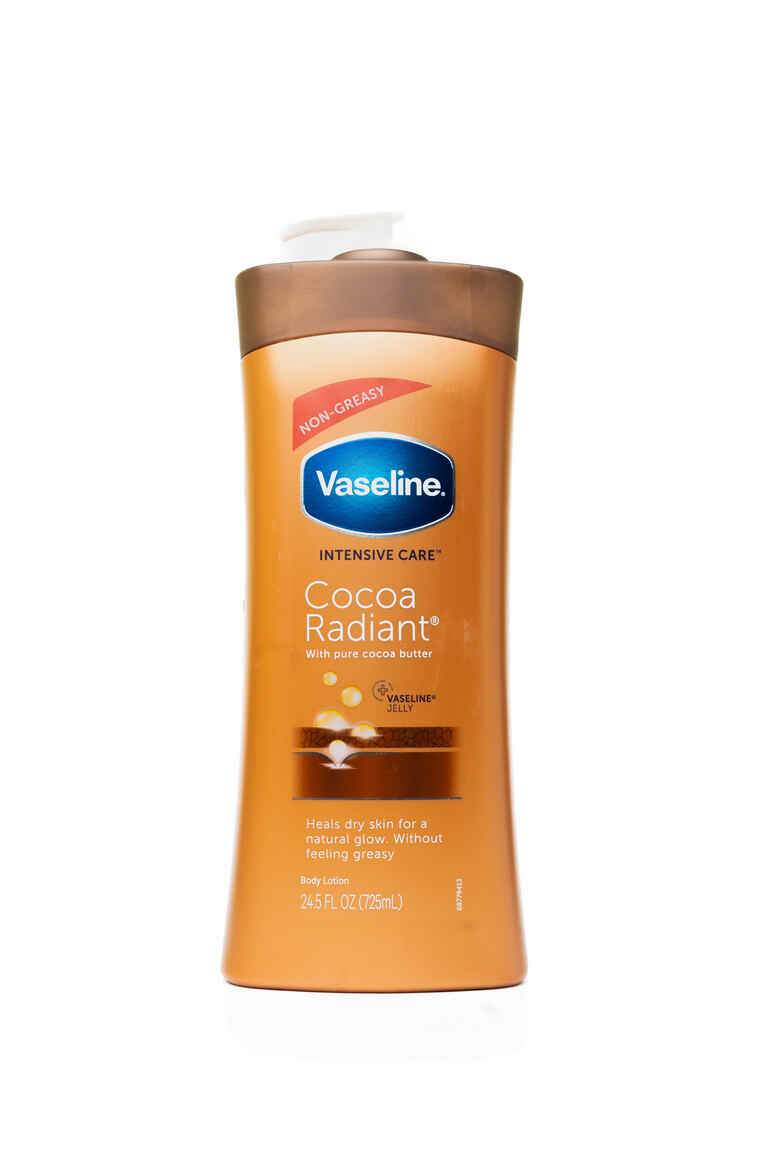 Vaseline Intensive Care Lotion Cocoa Radiant 725ml