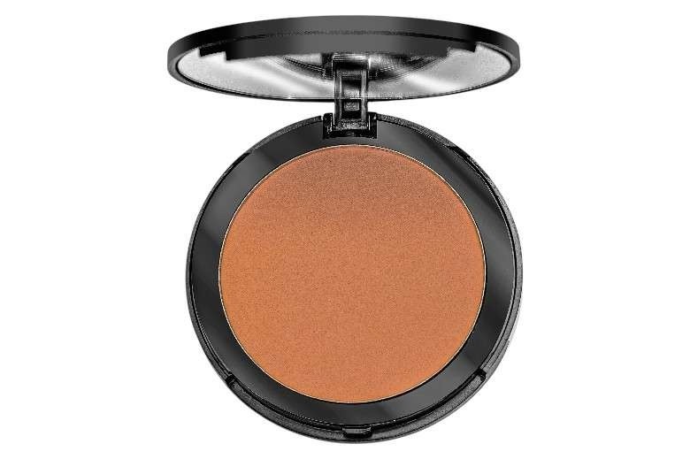 Canvas MultiTasker Pressed Powder 04